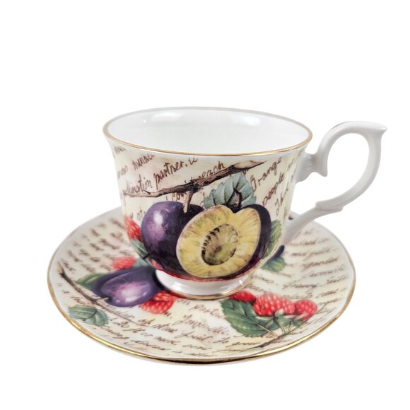 Royal Nobilta Fine Bone China Teacup Saucer Set Fruit Design England Vintage - Picture 4 of 9
